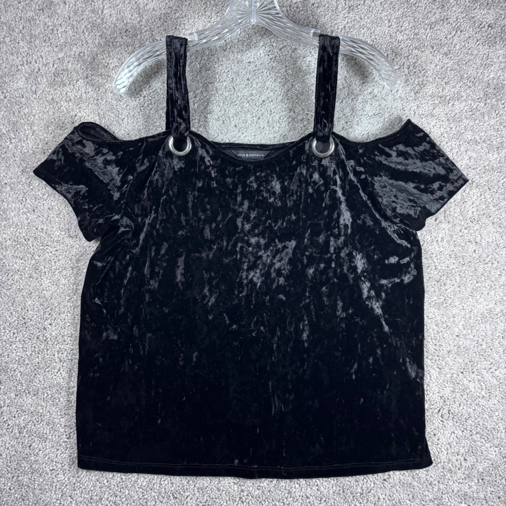 Rock & Republic Black Velvet Cold Shoulder Top Silver Ring Detail XL